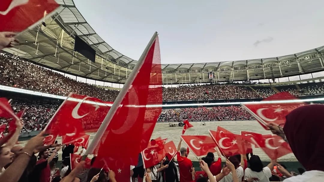 ASSE : Loïc Perrin anticipe un mercato ambitieux en vue de la Ligue 1