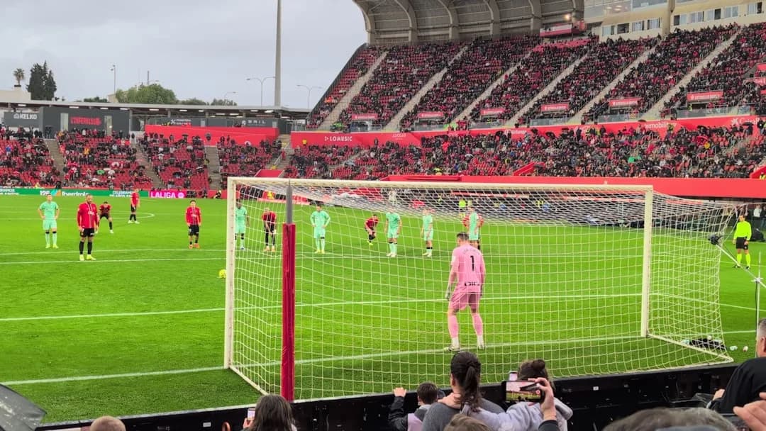 FC Nantes : Le célèbre chanteur Renaud, ancien supporter de l’OM, désormais fidèle des Canaris