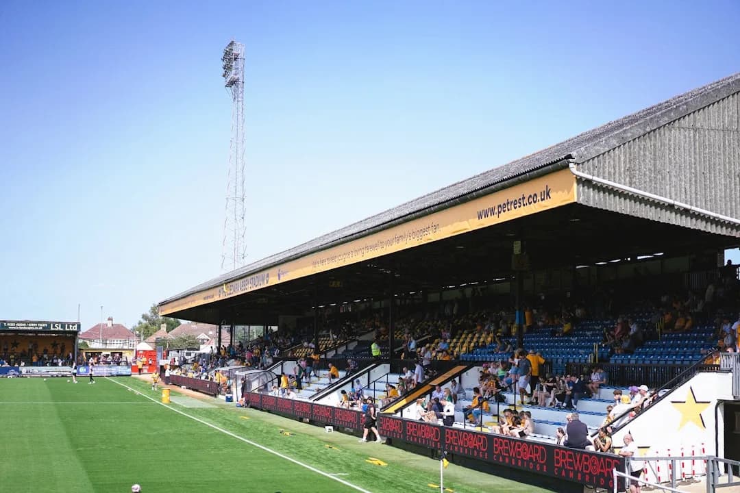 Daniel Riolo conseille à Lens d’aligner une équipe réserve face au PSG en signe de protestation