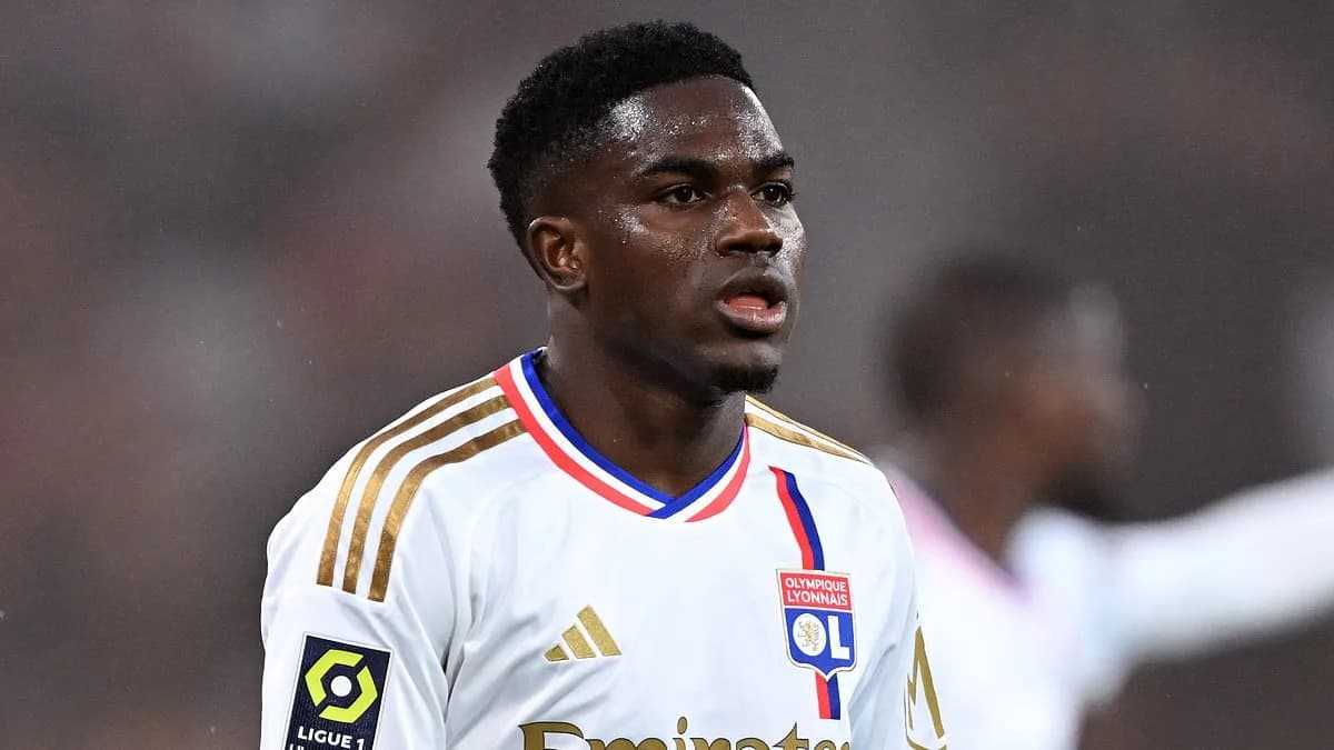 L’OL relancé avec le retour d’Ernest Nuamah : un coup de boost pour le podium en Ligue 1